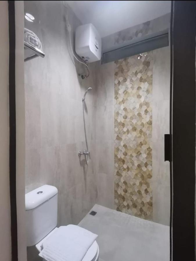 Phoenix Guest House 泗水 外观 照片